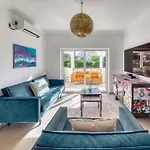Villa 838 Larissa