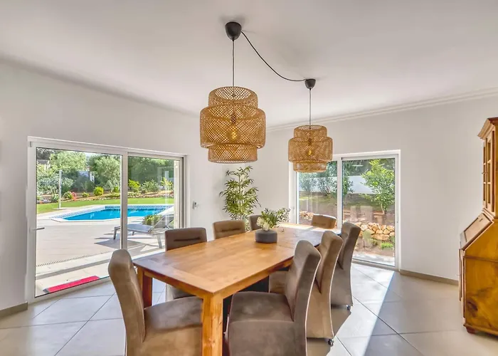 838 Larissa * Portimão